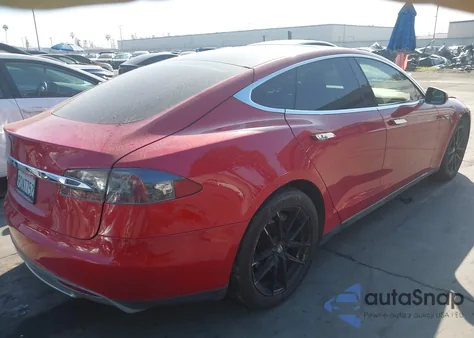 2014 Tesla Model S P85 из США, поврежденный, VIN 5YJSA1H18EFP32586